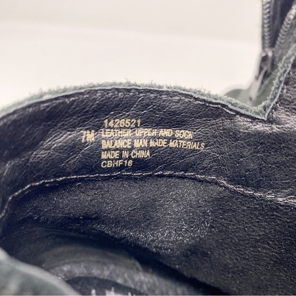 Sofft Winters Western Fringed Suede Boots - Picture 4 of 6